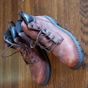 Red Wing Shoes, steel toe boots, like new! Womens 8.5